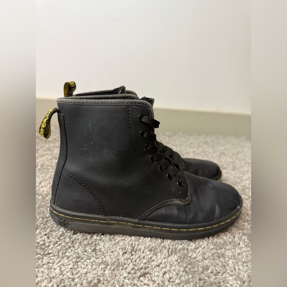 Dr. Martens Shoreditch Greasy - Picture 3 of 9
